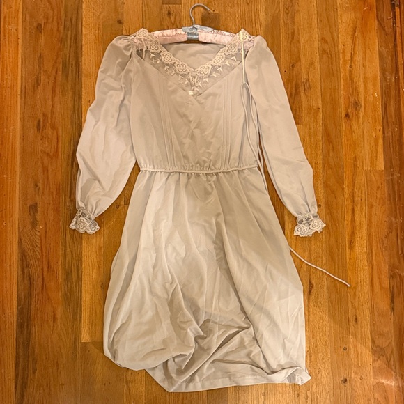 Vintage Bedford Fair Dress. Elegant Lace Trim Dress - Picture 1 of 7
